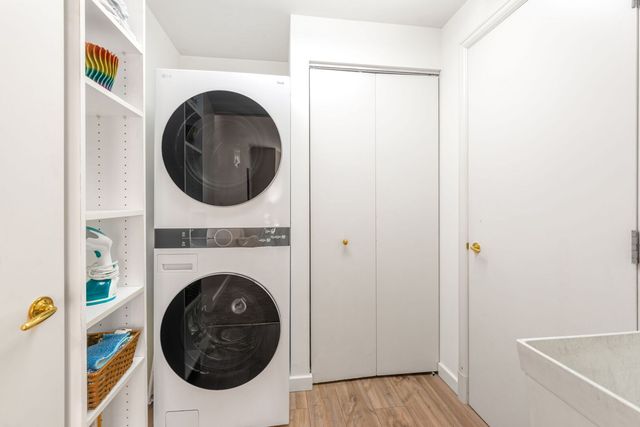 414 W Wisconsin Street H, Chicago, IL 60614