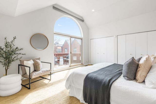 414 W Wisconsin Street H, Chicago, IL 60614