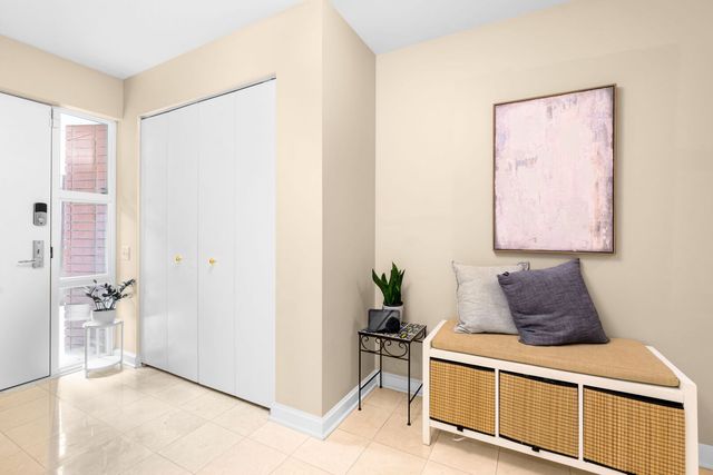 414 W Wisconsin Street H, Chicago, IL 60614