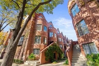 414 W Wisconsin Street H, Chicago, IL 60614