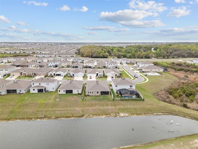 32326 CONCHSHELL SAIL STREET, Wesley Chapel, FL 33545