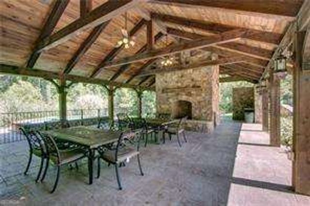5949 Watermark Cove, Gainesville, GA 30506