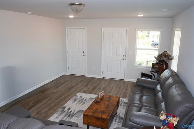 28091 Devvenshire Drive, Harvest, AL 35749