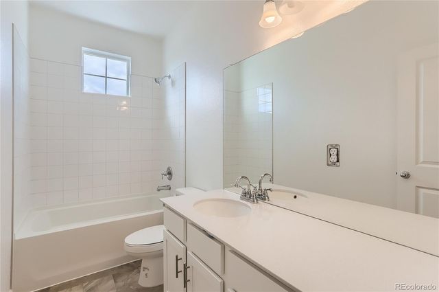 54955 E 28th Place, Strasburg, CO 80136