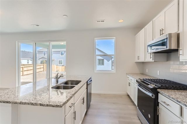 54955 E 28th Place, Strasburg, CO 80136