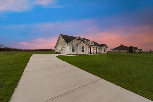1230 County Road 200, Valley View, TX 76272