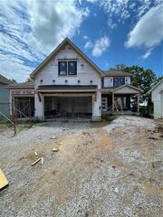 1957 Longview Drive, Liberty, MO 64068