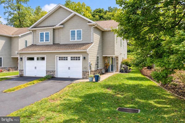 106 DENNIS DR, Enola, PA 17025
