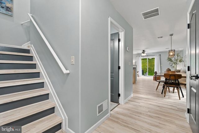 106 DENNIS DR, Enola, PA 17025