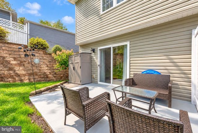 106 DENNIS DR, Enola, PA 17025
