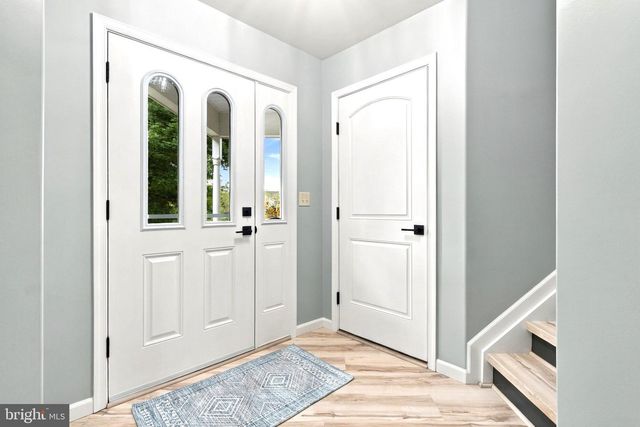 106 DENNIS DR, Enola, PA 17025