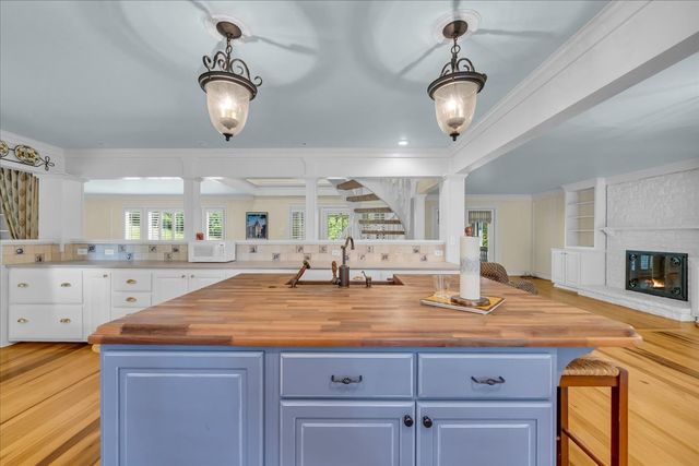 30 Lampley Ln, Chestnut Mound, TN 38552