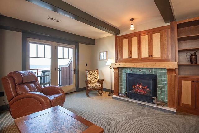 2035 N US-31 N, East Bay Twp, MI 49686