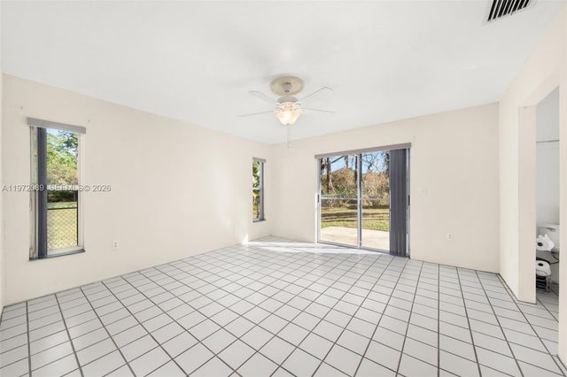 1273 Woodbury Avenue, Sebring, FL 33875