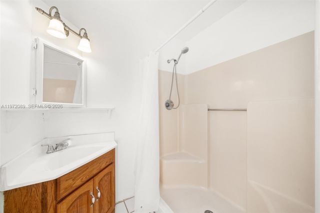 1273 Woodbury Avenue, Sebring, FL 33875