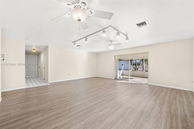 1273 Woodbury Avenue, Sebring, FL 33875