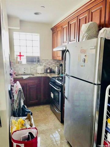 82-25 Queens Blvd 6D, Elmhurst, NY 11373