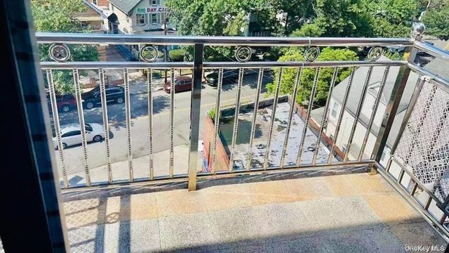 82-25 Queens Blvd 6D, Elmhurst, NY 11373