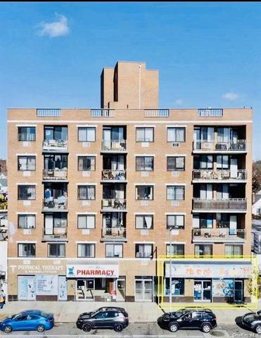 82-25 Queens Blvd 6D, Elmhurst, NY 11373