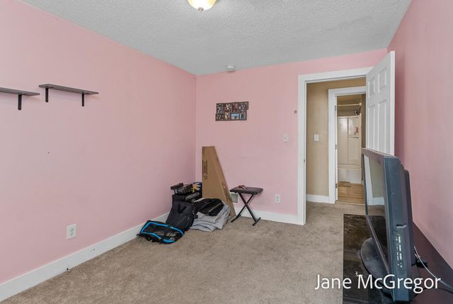 3305 Peck Street, Muskegon, MI 49444