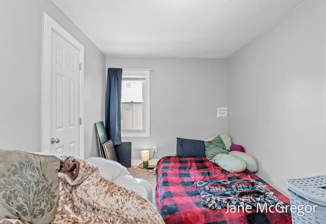 3305 Peck Street, Muskegon, MI 49444