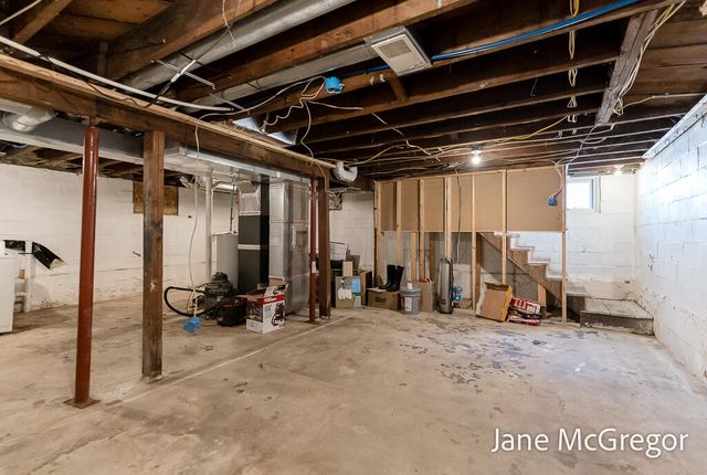 3305 Peck Street, Muskegon, MI 49444