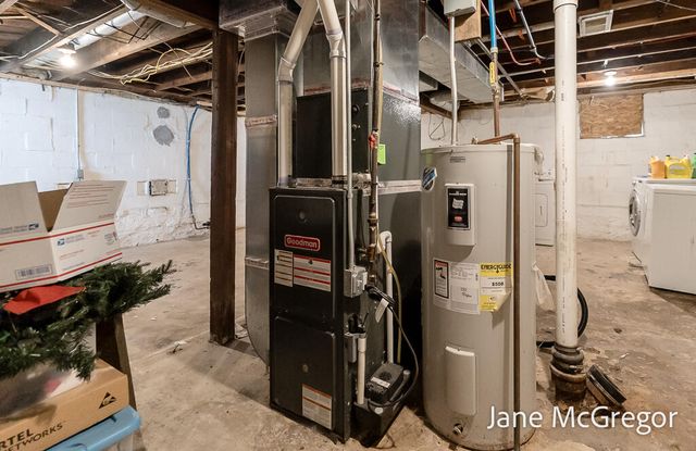 3305 Peck Street, Muskegon, MI 49444