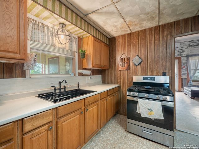 6147 Pfeil Rd, Lot 1, Schertz, TX 78154