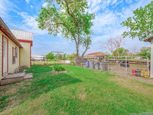 6147 Pfeil Rd, Lot 1, Schertz, TX 78154