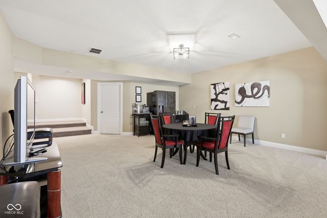 6629 Braemar Avenue S, Noblesville, IN 46062