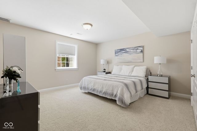 6629 Braemar Avenue S, Noblesville, IN 46062
