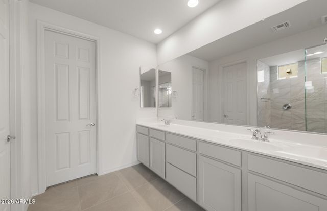 17624 W PASADENA Avenue, Litchfield Park, AZ 85340