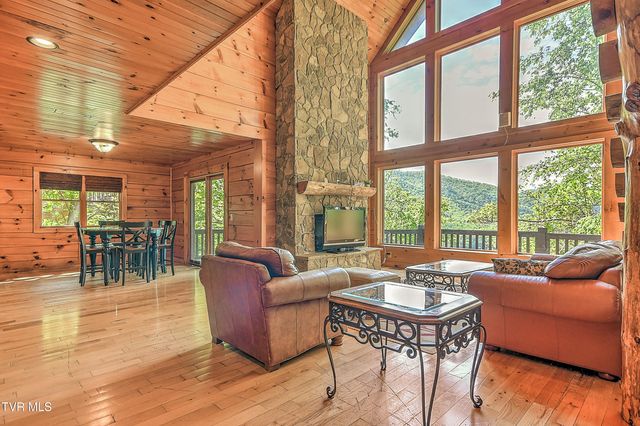 375 Lake Cabin Lane, Butler, TN 37640