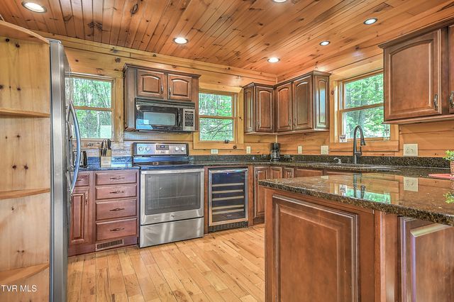 375 Lake Cabin Lane, Butler, TN 37640