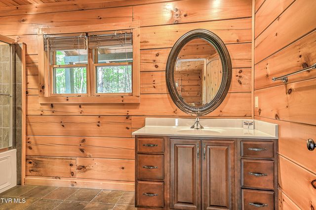 375 Lake Cabin Lane, Butler, TN 37640