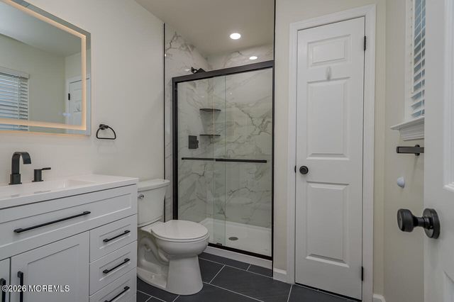 81 Poplar Place, Freehold, NJ 07728