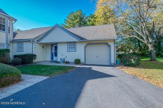 81 Poplar Place, Freehold, NJ 07728