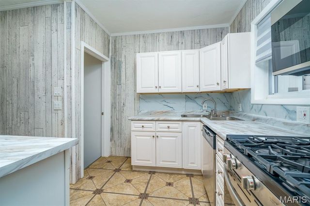 6316 W Main Street, Belleville, IL 62223