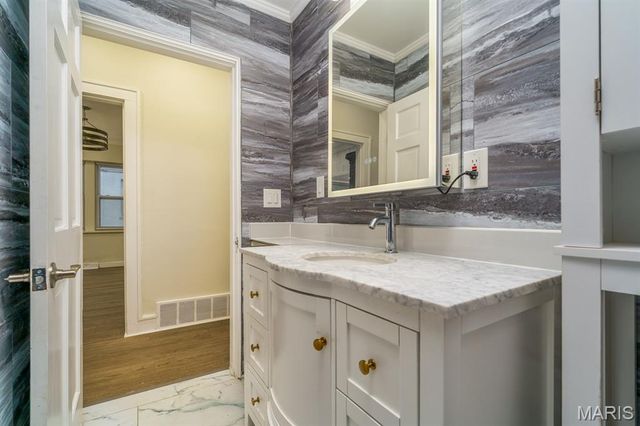 6316 W Main Street, Belleville, IL 62223