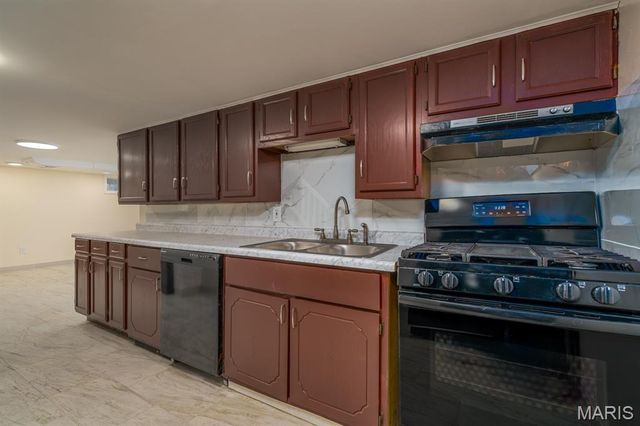 6316 W Main Street, Belleville, IL 62223