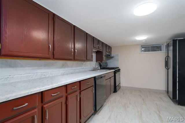 6316 W Main Street, Belleville, IL 62223