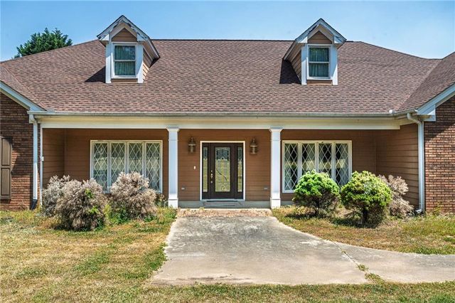 1520 Old Monroe Madison Highway, Monroe, GA 30655