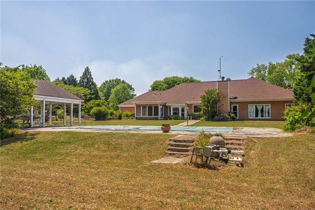 1520 Old Monroe Madison Highway, Monroe, GA 30655