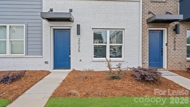 2025 Clarksdale Drive, Charlotte, NC 28206