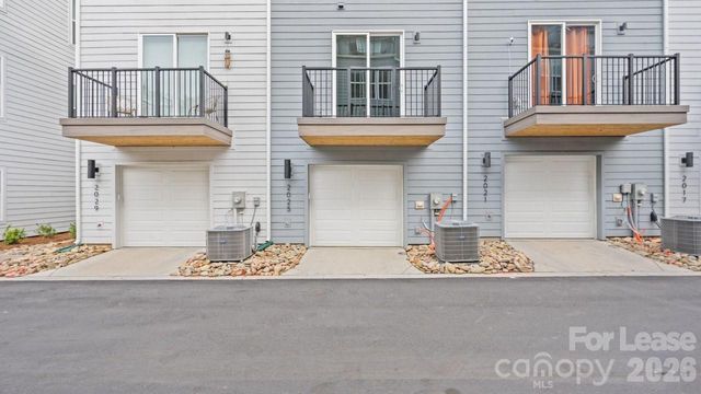 2025 Clarksdale Drive, Charlotte, NC 28206