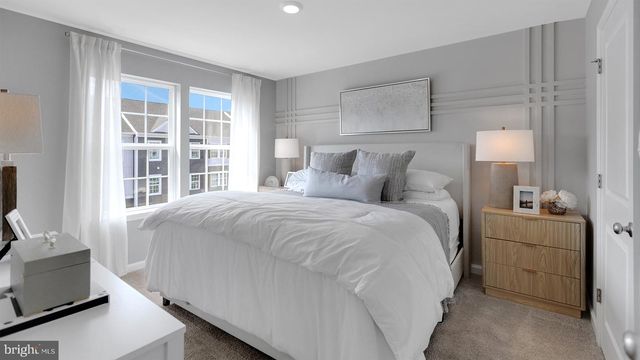 18 FOREST PARK DR, Waretown, NJ 08758