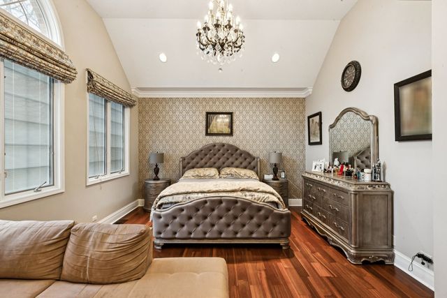 4229 Dempster Street, Skokie, IL 60076