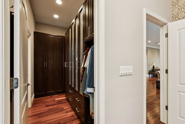 4229 Dempster Street, Skokie, IL 60076