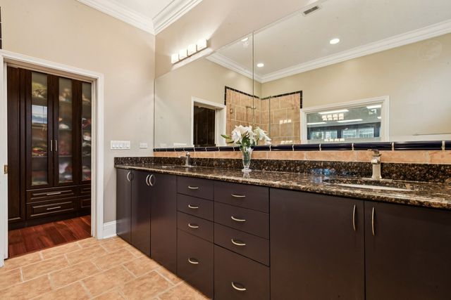 4229 Dempster Street, Skokie, IL 60076