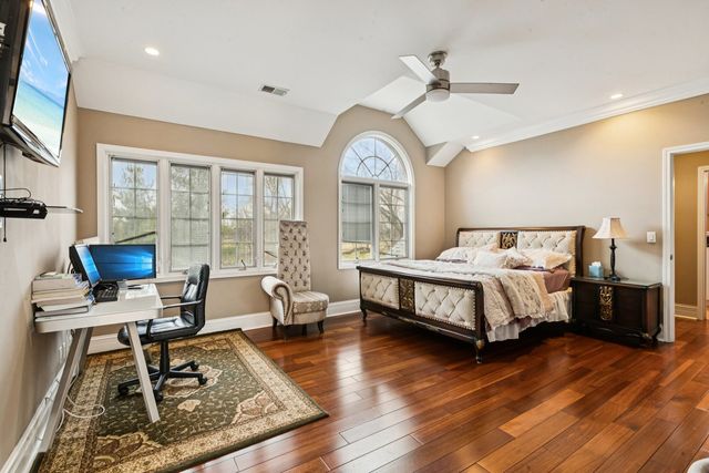 4229 Dempster Street, Skokie, IL 60076